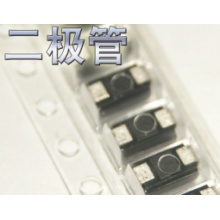  EVERLIGHT(台湾亿光) 贴片发光二极管 停产 贴片LED 纯白 侧发光 封装:贴片 PN:99-213UMC/3640661/TR8-T